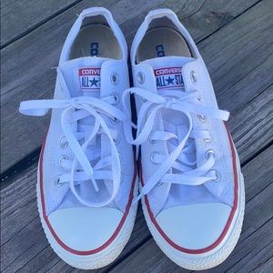 white converse low tops